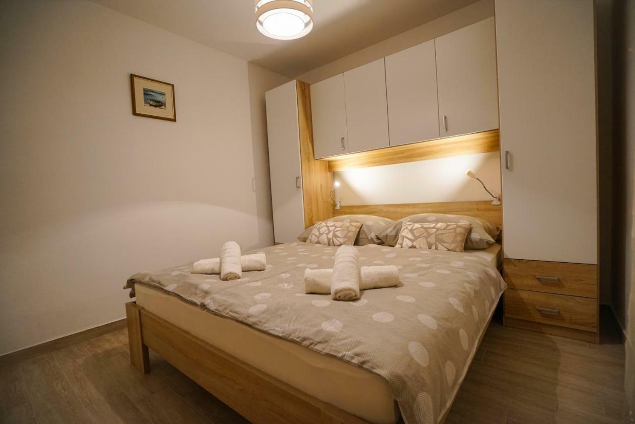 Apartments Aurora Zadar Exterior photo